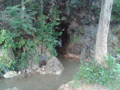 gua-pancur Gua Pancur saat ini (Foto: arrusyda.wordpress.com)