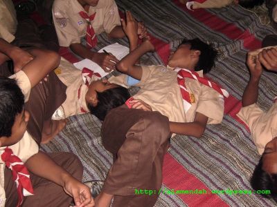 tidur saat kegiatan