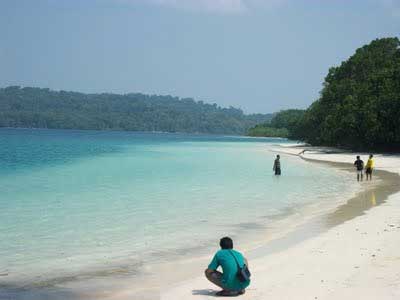 Pantai Pulau Peucang