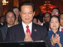 Perdana Menteri Vietnam memimpin voting untuk Halong Bay