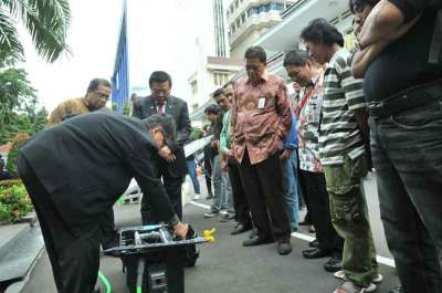 Penjernih Air Tenaga Surya Banyu Mili